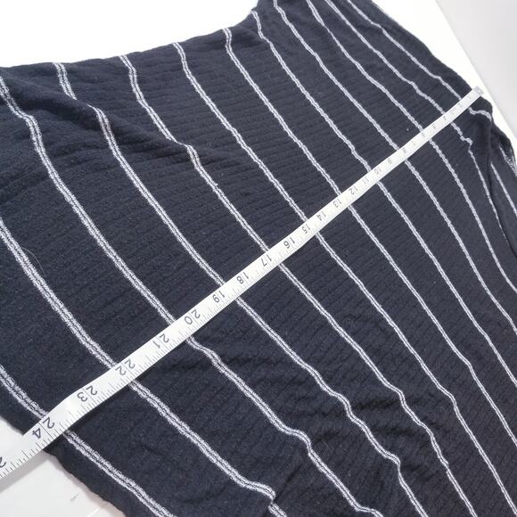 Carly Jean Los Angeles Striped Ribbed Knit Oversized Blouse - Picture 6 of 9